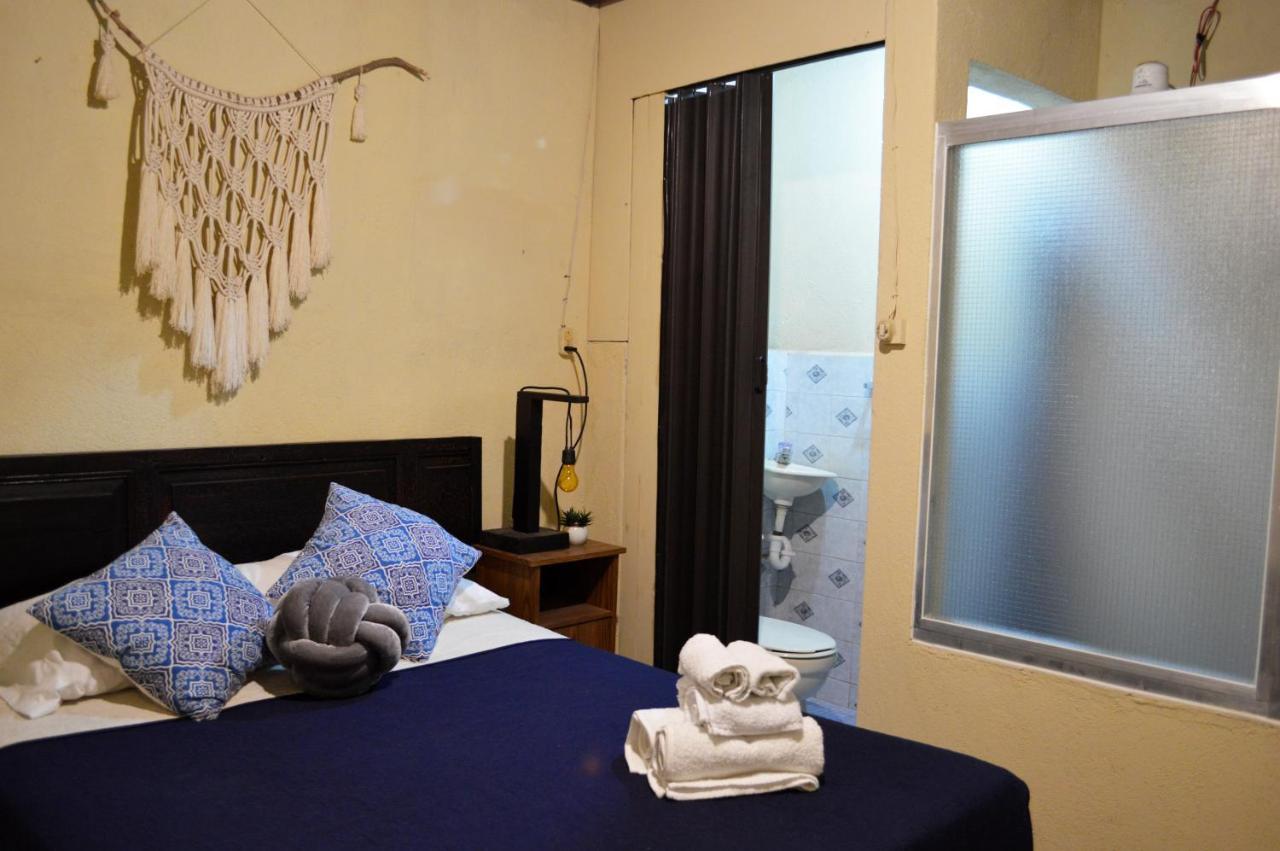 Ave Del Paraiso Guest House Antigua Bagian luar foto