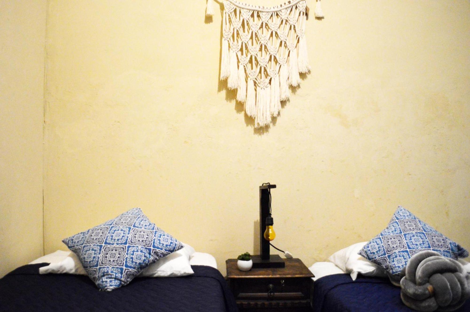 Ave Del Paraiso Guest House Antigua Bagian luar foto