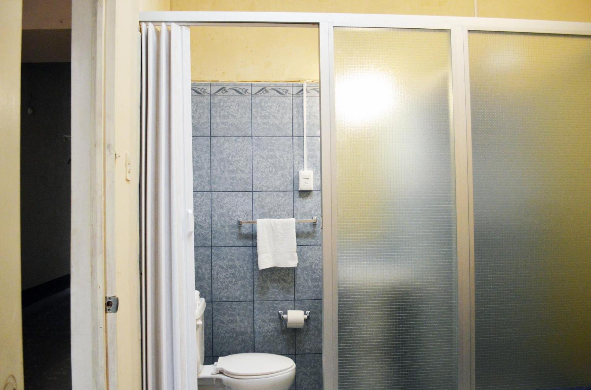 Ave Del Paraiso Guest House Antigua Bagian luar foto