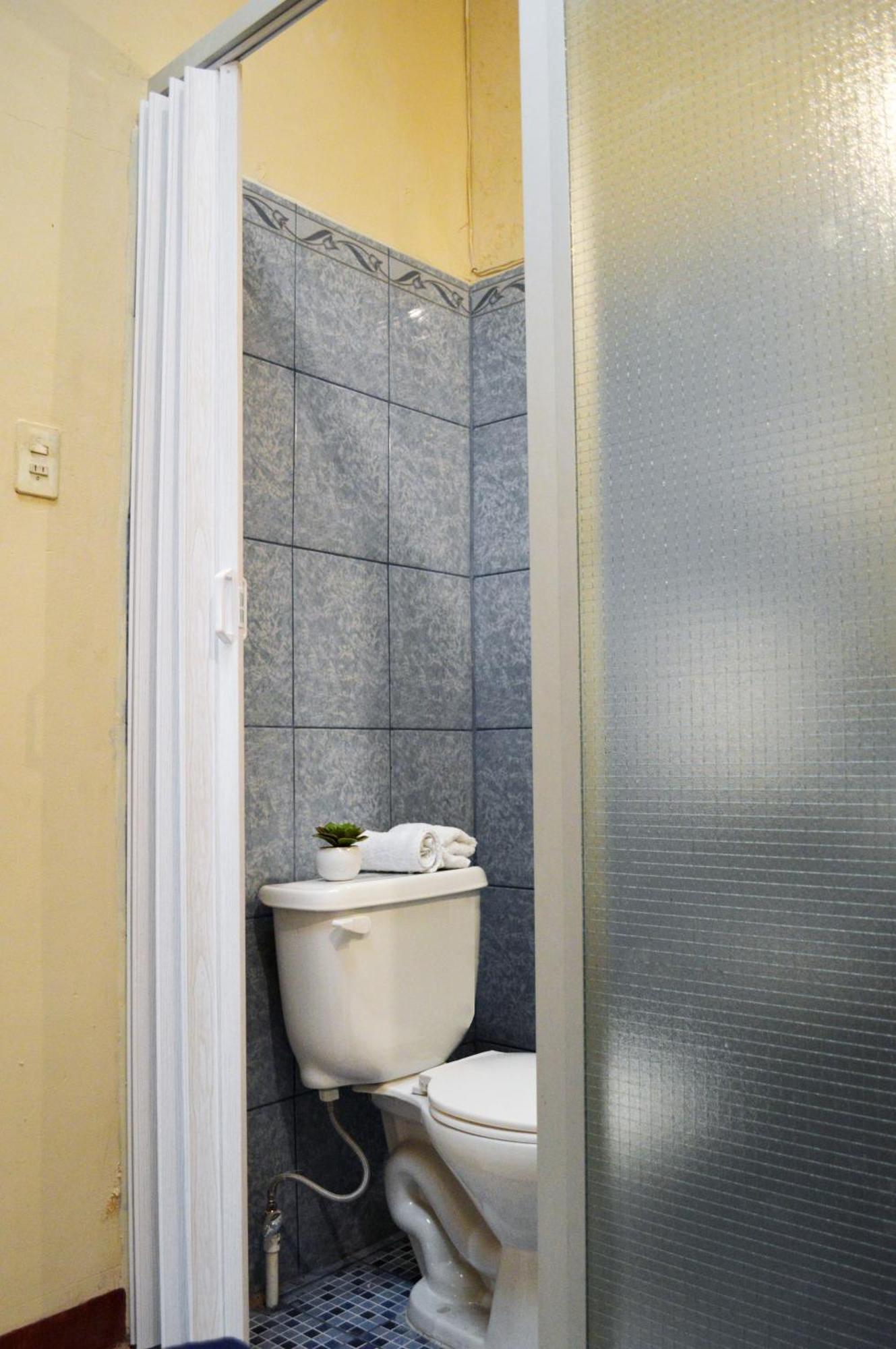Ave Del Paraiso Guest House Antigua Bagian luar foto