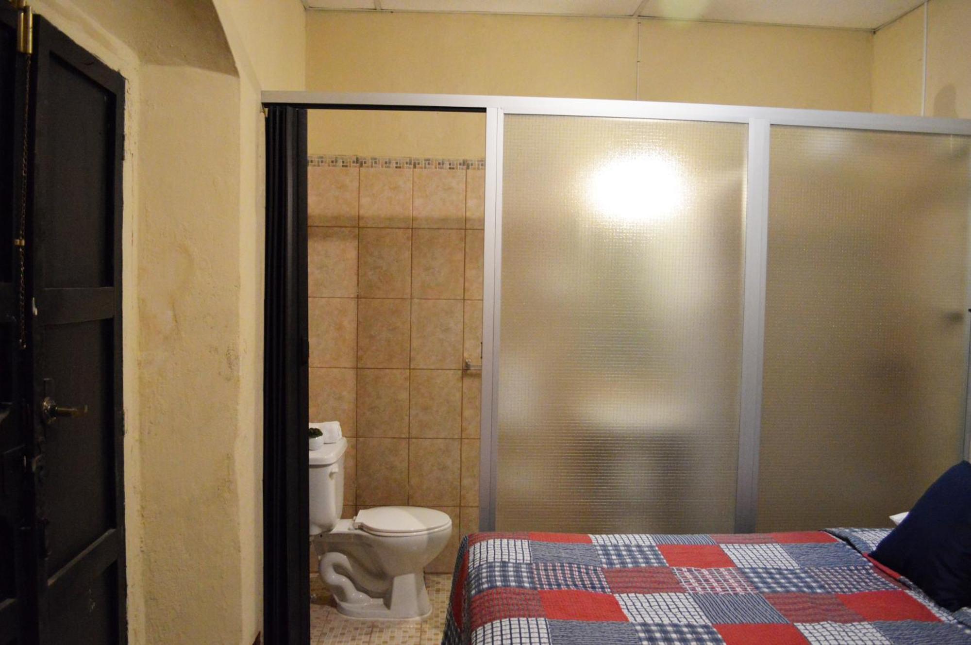 Ave Del Paraiso Guest House Antigua Bagian luar foto